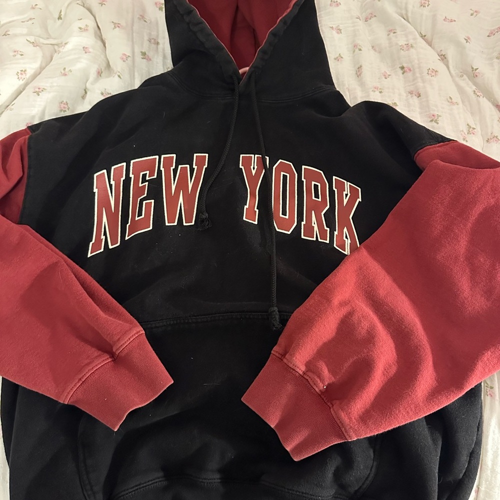 Brandy Melville New York Black and Red Hoodie